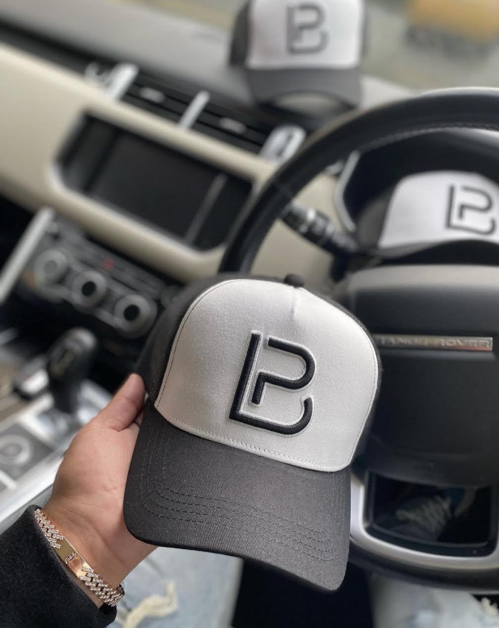 PB 'RICH' WHITE&BLACK CAP